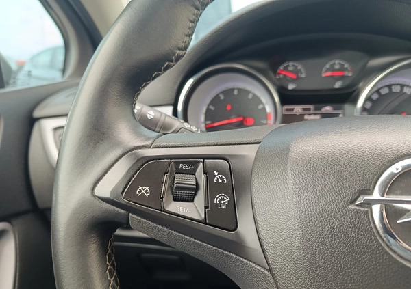 Opel Astra cena 49900 przebieg: 83337, rok produkcji 2016 z Gdańsk małe 352